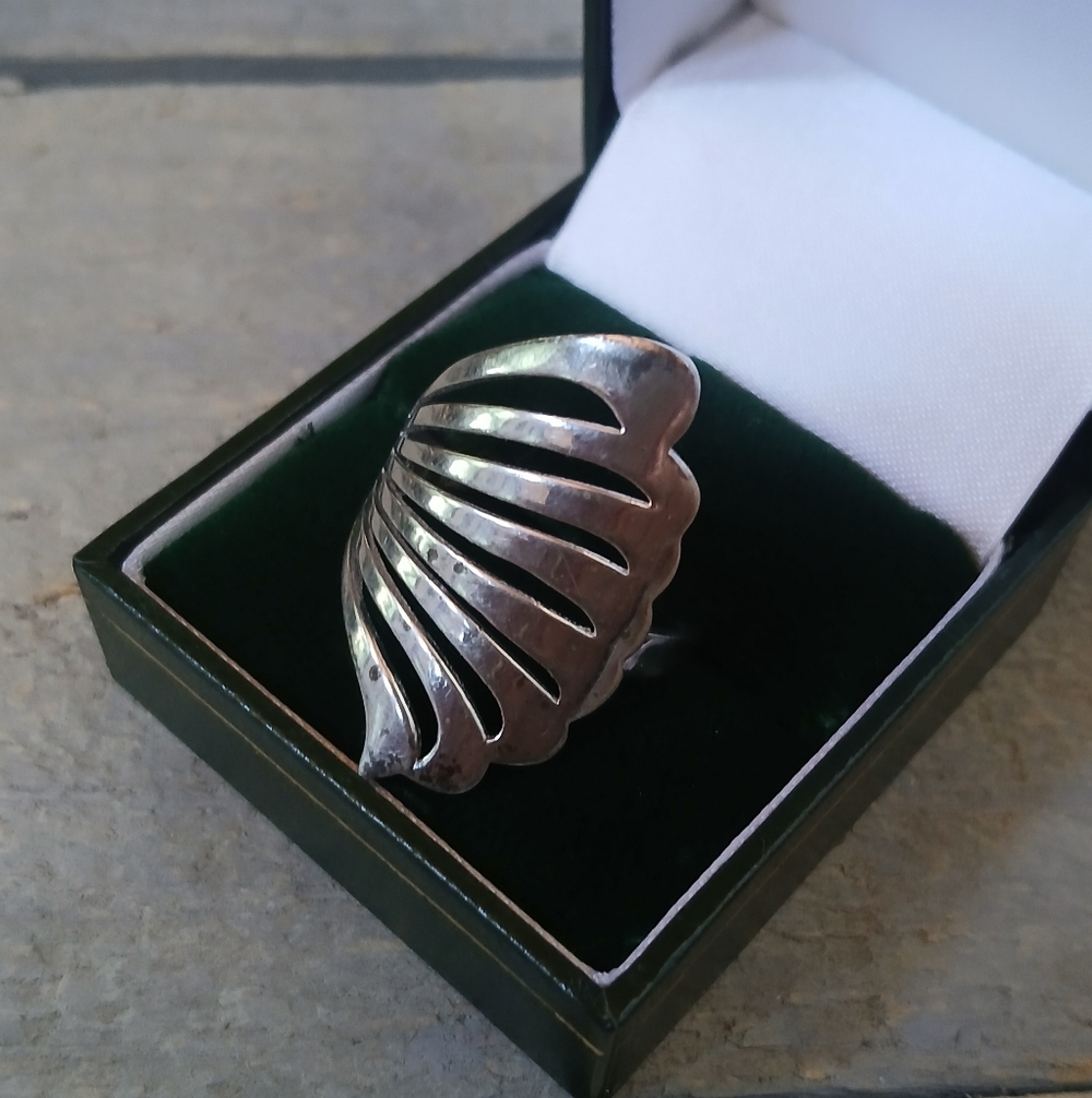 Sterling Silver Feather Wing Fan Ring Statement Ring Size 11 - Picture 2 of 16